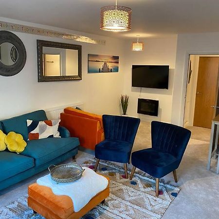 Luxury Modern 1Bed Sea View Apartment Rhôs-on-Sea Dış mekan fotoğraf