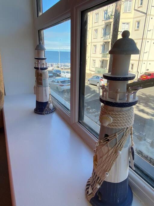 Luxury Modern 1Bed Sea View Apartment Rhôs-on-Sea Dış mekan fotoğraf